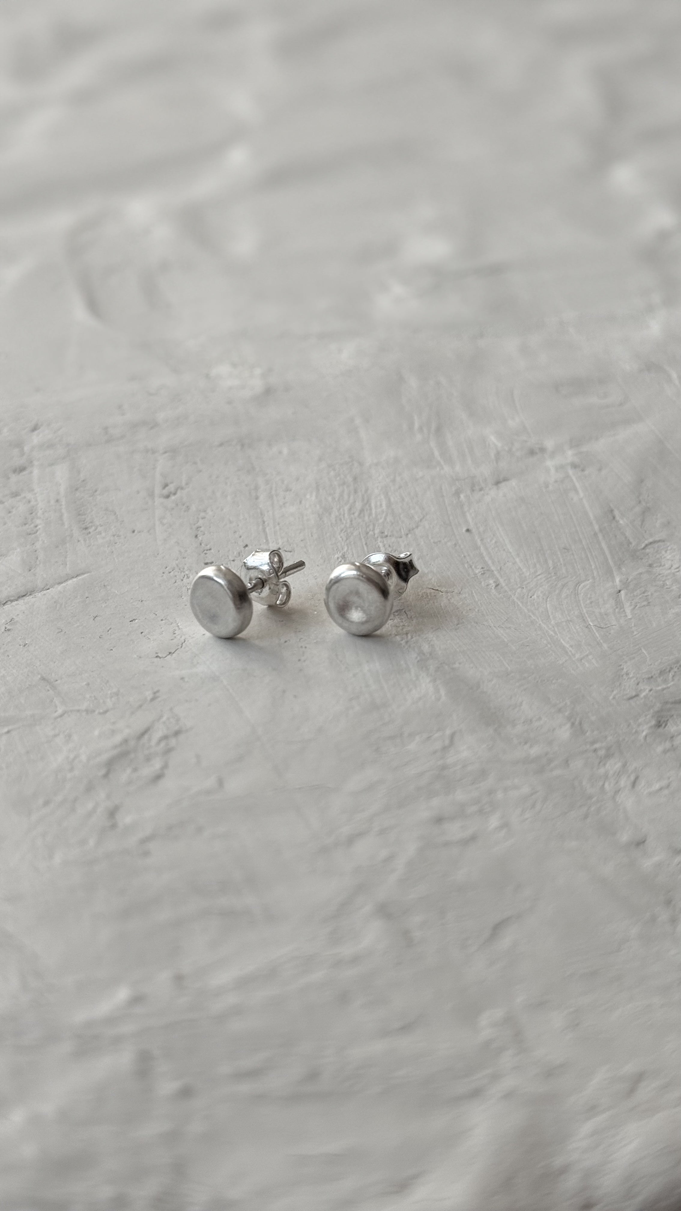 Mira Stud Earrings