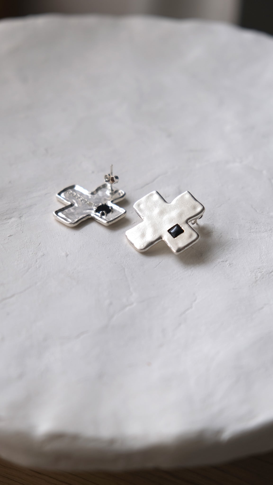 Cross Onyx Earrings