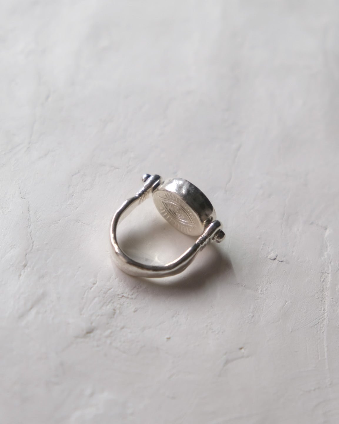 Eye flip ring Rose Quartz