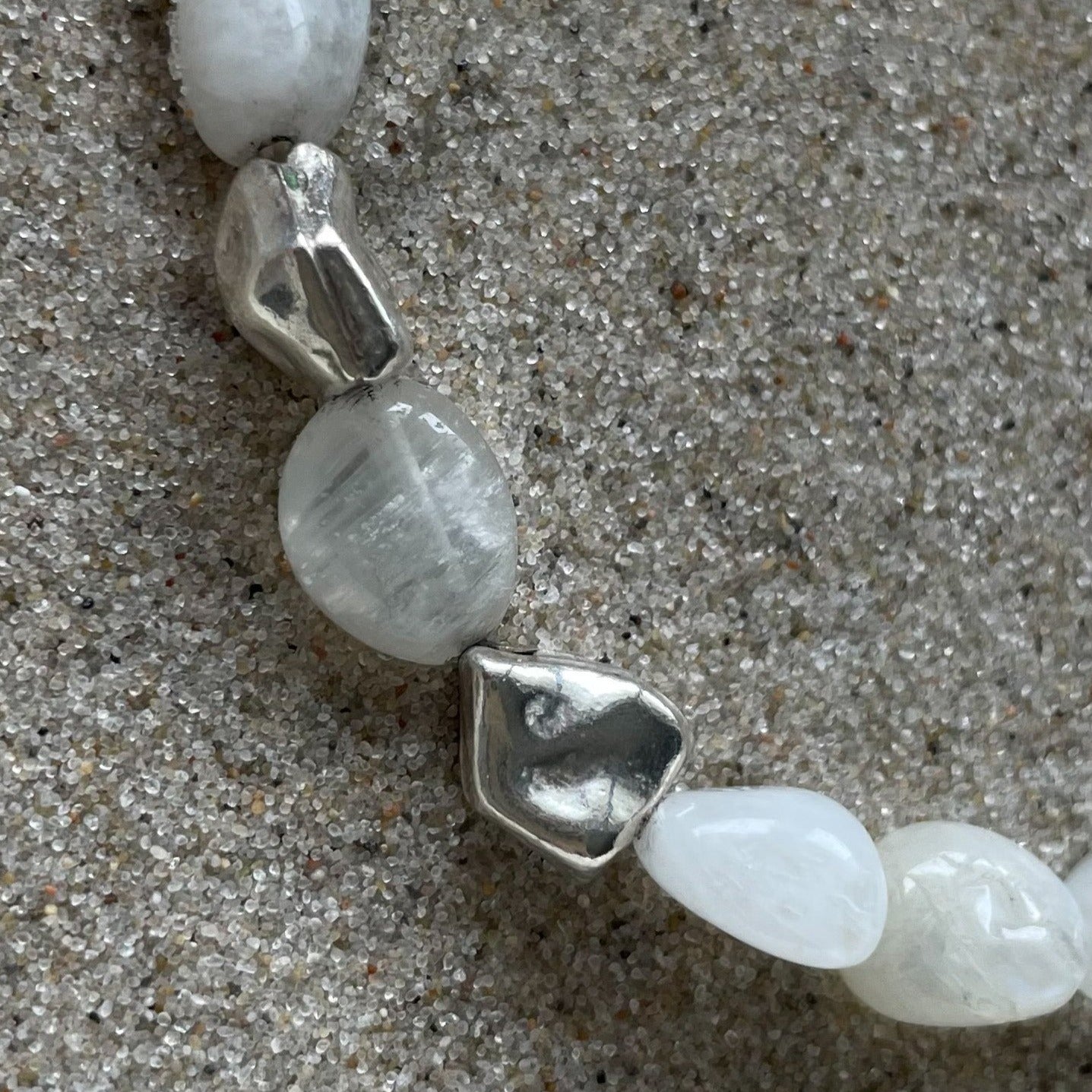 Bead Bracelet Moonstone with Irregular Silver