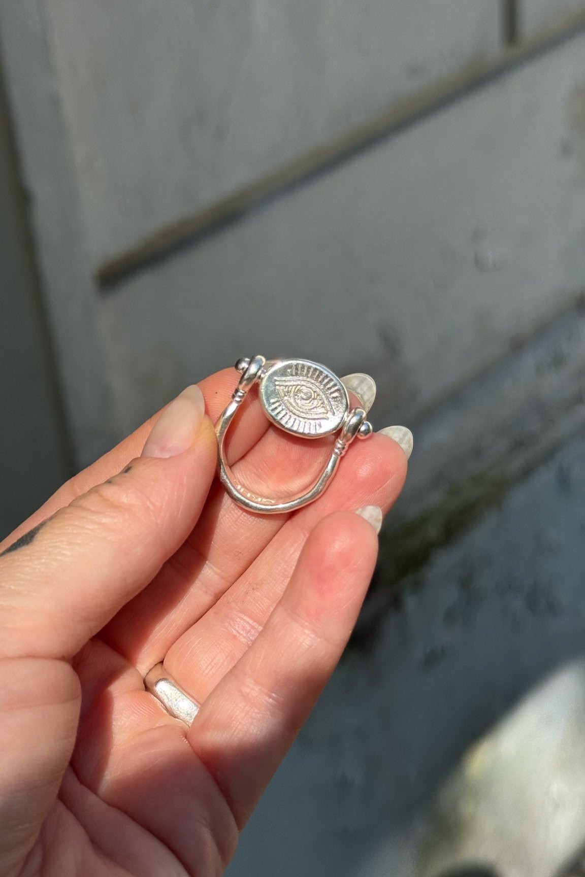 Eye flip ring Rose Quartz