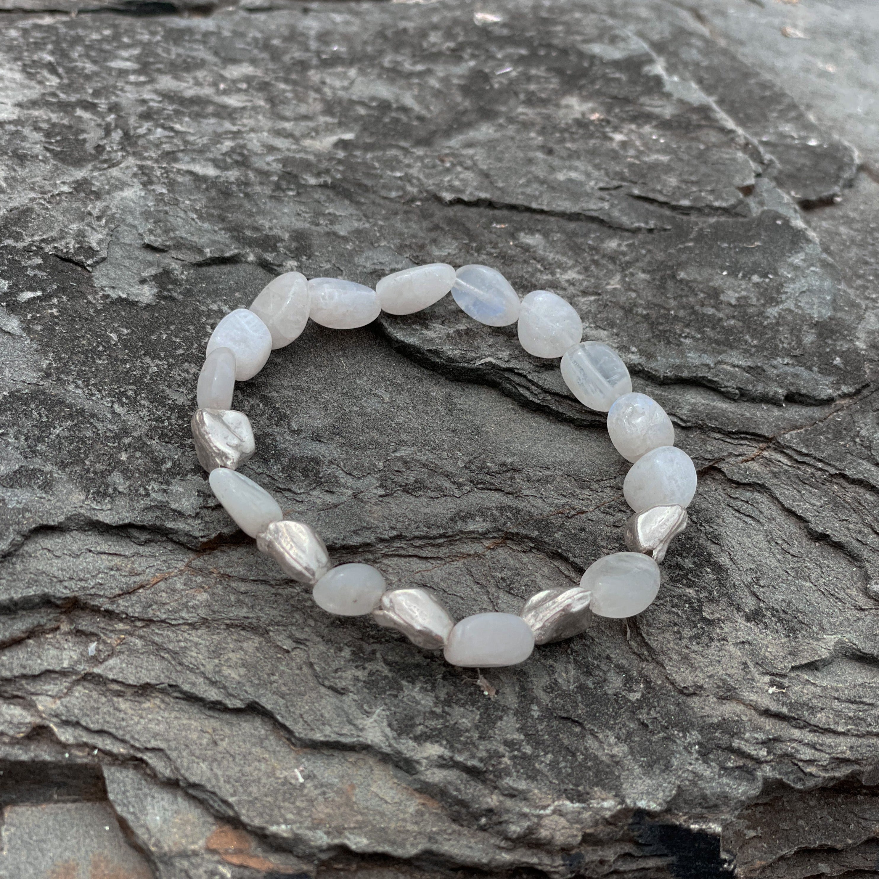 Bead Bracelet Moonstone with Irregular Silver