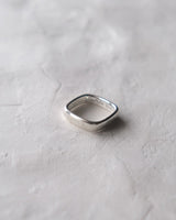 Nun Square Ring